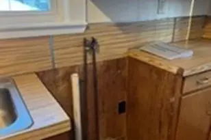 10 Melody Ln, Billerica, MA 01821 - Photo 5