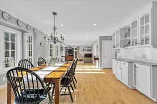 9 Fletcher St, Plainville, MA 02762 - Photo 7