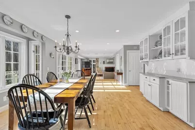 9 Fletcher St, Plainville, MA 02762 - Photo 7