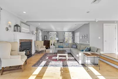 9 Fletcher St, Plainville, MA 02762 - Photo 9