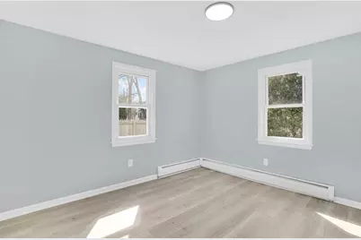 116 Carr St, Springfield, MA 01118 - Photo 15