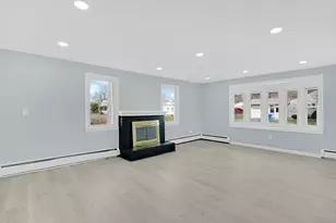 116 Carr St, Springfield, MA 01118 - Photo 9