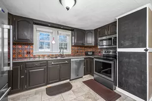 22 Annette Ave, Falmouth, MA 02536 - Photo 11