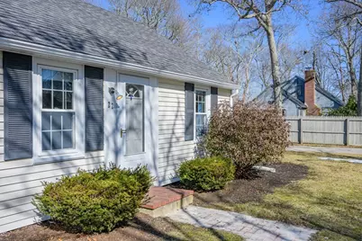 22 Annette Ave, Falmouth, MA 02536 - Photo 3