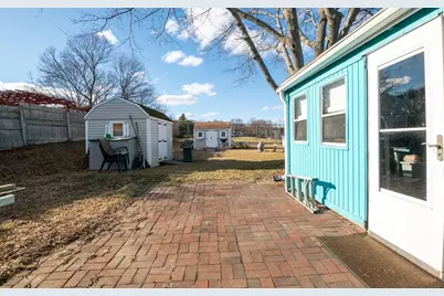 189 Holyoke St, Lynn, MA 01905 - Photo 37