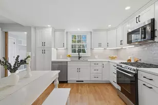 38 Puritan Rd, Swampscott, MA 01907 - Photo 9