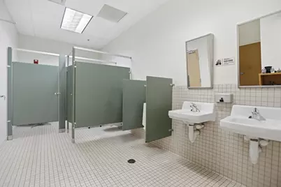 678 Andover St #3, Lawrence, MA 01843 - Photo 21