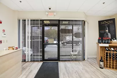 678 Andover St #3, Lawrence, MA 01843 - Photo 5