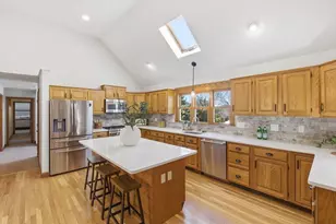 58 Kelleher St, Marlborough, MA 01752 - Photo 5