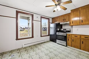 32 Fall River Ave, Seekonk, MA 02771 - Photo 23