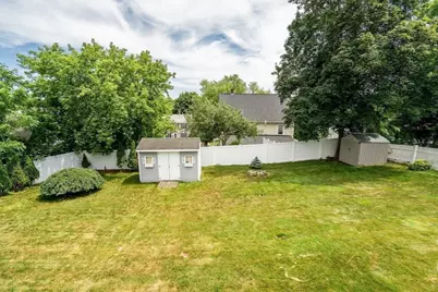 2 Maria Ct, Woburn, MA 01801 - Photo 17