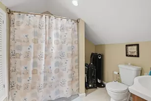 84 Eureka St, Worcester, MA 01603 - Photo 23