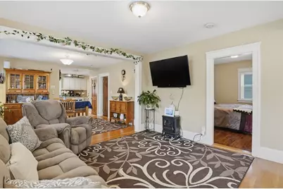 84 Eureka St., Worcester, MA 01603 - Photo 11