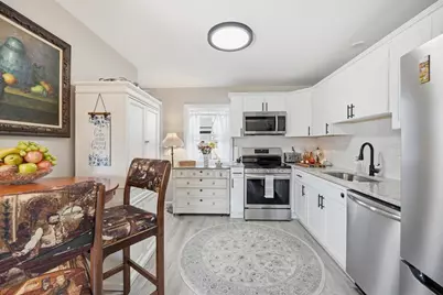 14 Dorothy Ave, Chicopee, MA 01020 - Photo 9