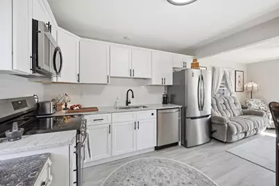 14 Dorothy Ave, Chicopee, MA 01020 - Photo 11