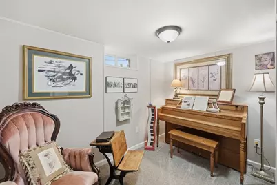 14 Dorothy Ave, Chicopee, MA 01020 - Photo 25