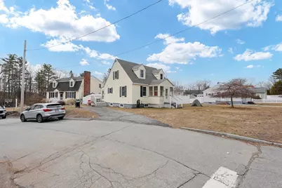 179 Lakeview Ave, Tyngsborough, MA 01879 - Photo 19