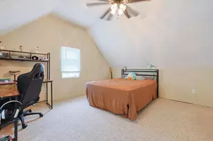 179 Lakeview Ave, Tyngsborough, MA 01879 - Photo 11