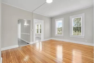 139 Bay St, Springfield, MA 01109 - Photo 7