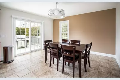 9 Apple Tree Ln, New Bedford, MA 02740 - Photo 11