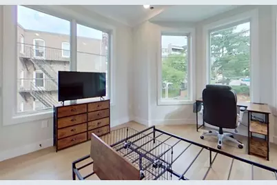 104-106 Warren St. #6, Boston, MA 02135 - Photo 5