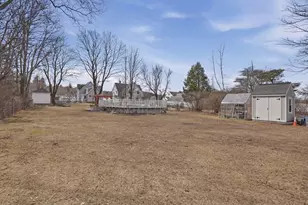 22 Elmwood St, Grafton, MA 01560 - Photo 27