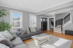 22 Elmwood St, Grafton, MA 01560 - Photo 3