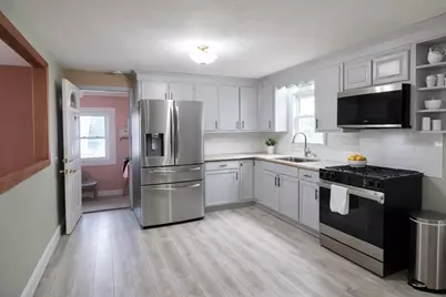 52 8th Avenue, Haverhill, MA 01830 - Photo 5