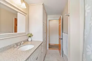 20 Hood Rd, Tewksbury, MA 01876 - Photo 11