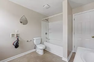 66 Upsala St, Worcester, MA 01610 - Photo 15