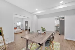 276 Dickinson St, Springfield, MA 01108 - Photo 9