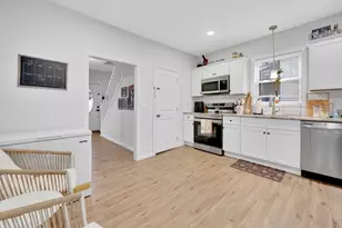 276 Dickinson St, Springfield, MA 01108 - Photo 11