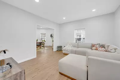 276 Dickinson St, Springfield, MA 01108 - Photo 5