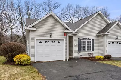 156 Canterbury Way #156, West Springfield, MA 01089 - Photo 1