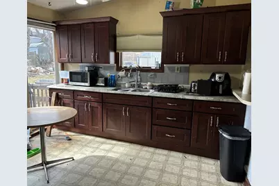 27 Sixth Ave, Quincy, MA 02169 - Photo 5