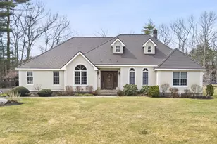 71 Tania Dr, Taunton, MA 02718 - Photo 1