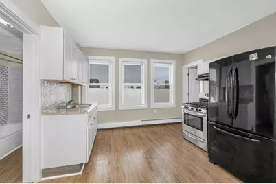 50 1/2 Common St #5, Lawrence, MA 01840 - Photo 5