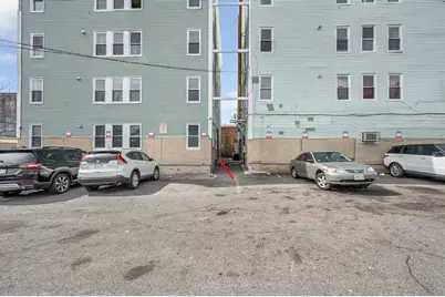 50 1/2 Common St #5, Lawrence, MA 01840 - Photo 3