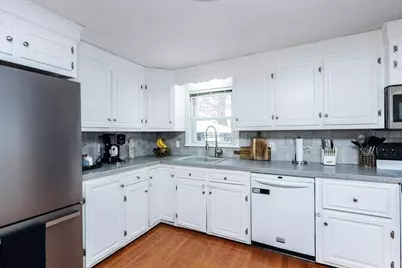 69 Springdale Ave, Dracut, MA 01826 - Photo 5