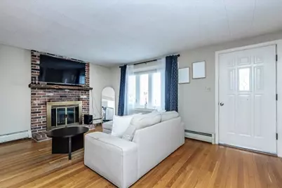 69 Springdale Ave, Dracut, MA 01826 - Photo 9