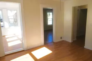 26 Arlington St, Lowell, MA 01854 - Photo 9