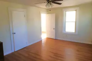 26 Arlington St, Lowell, MA 01854 - Photo 5