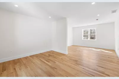 583 Fletcher Street, Northbridge, MA 01588 - Photo 27