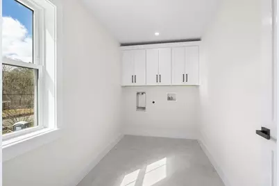 583 Fletcher Street, Northbridge, MA 01588 - Photo 33