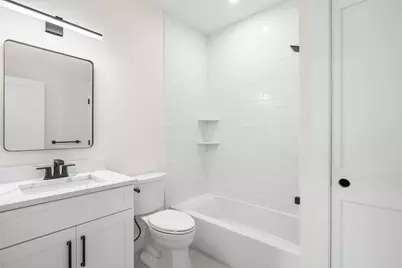 583 Fletcher Street, Northbridge, MA 01588 - Photo 19