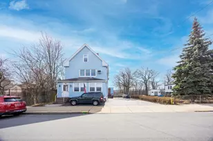 427 Crescent Ave, Chelsea, MA 02150 - Photo 1