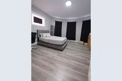 8 Pelham St, Worcester, MA 01609 - Photo 9