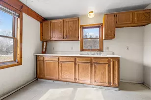 75 Main St, Millbury, MA 01527 - Photo 27