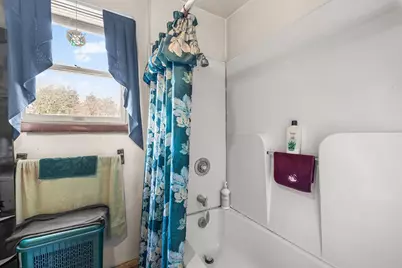 75 Main St, Millbury, MA 01527 - Photo 15