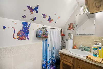 75 Main St, Millbury, MA 01527 - Photo 9